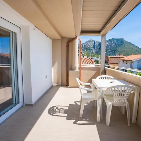 Casa Alyssa, New Ac - Wifi Cala Gonone